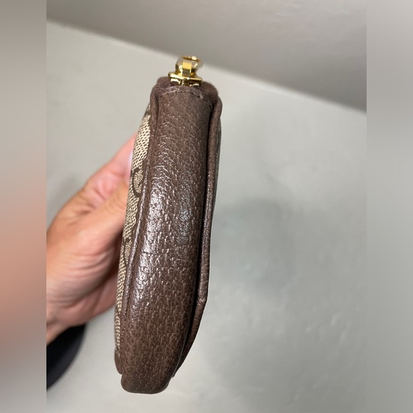 Excellent limited edition Gucci pouch Bananya cat key chain - authenticated - Picture 12 of 16